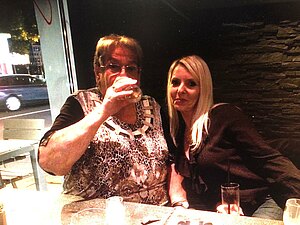 Tomas Mutter und Ehefrau